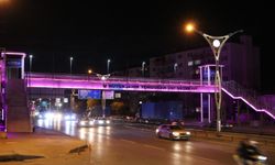 Kocaeli’de Meme Kanseri Farkındalığı İçin Kent Pembe Işıklarla Aydınlatıldı