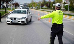 Tehlikeli sürücülerin ehliyetine süresiz el kondu