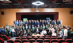 Kocaeli Sağlık ve Teknoloji Üniversitesi’nde 2025-2026 Akademik Yılı Törenle Açıldı