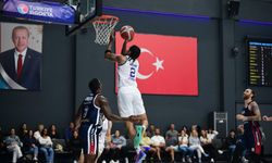 Çayırova Belediyesi, iLab Basketbol’u farklı mağlup etti
