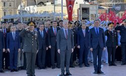 İstanbul’un Kurtuluşunun 102. yılı Taksim’de törenle kutlandı