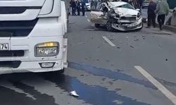 TIR'a  çarpan otomobilde anne hayatını kaybetti