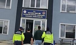 Kocaeli tünelde dakikalarca hız yaptılar saniyelerle yakalandılar