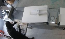 Alışveriş merkezinde akılalmaz kuyumcu soygunu! Her şey 4 dakikada oldu