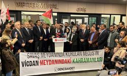 Özgürlük Filosu’nda gözaltına alınan milletvekilleri İstanbul’a geldi