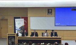 SAÜ’de ilham dolu buluşma! Akademi ve sektör temsilcileri aynı sahnede