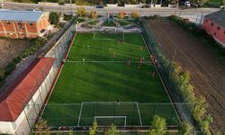 Selde zarar görmüştü, yeniden hayat buldu: Limandere’de spor sahası yenilendi