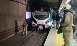 Üsküdar’da tren seferleri durdu: Raylara atlayan kadın olay yerinde hayatını kaybetti