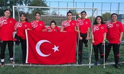 Yalova’da anlamlı buluşma: 9 ülkeden engelli kadın futbolcular sahada