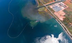 İzmit Körfezi'nde tarihi temizlik: Deniz tabanından 1.6 milyon metreküp çamur çıkarıldı