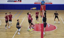 Gölcük Belediyespor, G.Saray Karşısında Direnemedi: 3-0 Mağlup