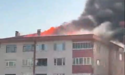 İzmit Şirintepe’de apartman çatısında yangın paniği