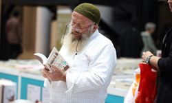 Kitapla yaşayan adam: Maksut amca 15. Kocaeli Kitap Fuarı’nda