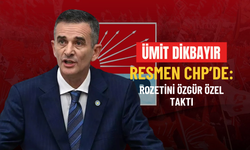 Ümit Dikbayır resmen CHP’de: Rozetini Özgür Özel taktı