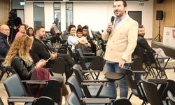 Kocaeli Kitap Fuarı’nda yoğun ilgi: Uğur Arslan “Aşk ve Vefa”yı anlattı