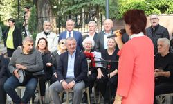 Başkan Büyükakın’dan türkülü sürpriz: Saygınlar Kulübü’nde keyif dolu buluşma