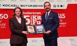 Kocaeli Kitap Fuarı’nda Türk Dünyası vizyonunu anlattı