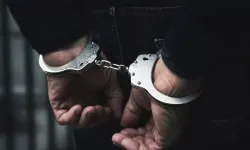 İzmit’te Narkotik Operasyonu: Otomobil Koltuğunun Altından Esrar Çıktı