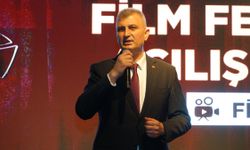 Kocaeli Film Festivali Gölcük’te yıldızlarla başladı