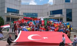 İzmit Kent Meydanı'nda Dünya Buluştu: 46 Ülkenin Kültürü Kocaeli’de Harmanlandı