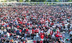 İzmit'te Binlerce Kişi Tek Yürek Oldu