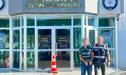 Kocaeli Emniyeti'nden aranan şahıslara darbe: İki firari hükümlü peş peşe yakalanarak cezaevine gönderildi!