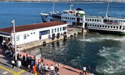 İzmit Körfezi’nde Yaz Keyfi: Büyükşehir Mehtap Turları’na Yoğun İlgi