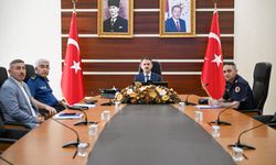 Kocaeli Valisi İlhami Aktaş Spor Güvenliği Toplantısı'na Katıldı: Yeni Sezon Önlemleri Masada