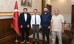 Gebze Kirazpınar TOKİ Hz. Osman Cami Derneği’nden Vali İlhami Aktaş’a Ziyaret