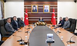 Vali Aktaş VKS Yöntemiyle Düzenlenen Spor Güvenliği Toplantısına Katıldı