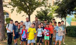 MHP Darıca’dan Kur’an Kursu Öğrencilerine Anlamlı Ziyaret: Yavuz Furunci Çocuklarla Buluştu