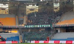 Kocaelispor Tribünlerinden Yönetime Transfer Tepkisi: "Transferler Nerede?"
