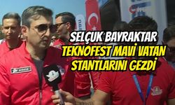 Selçuk Bayraktar TEKNOFEST Mavi Vatan Stantlarını Gezdi