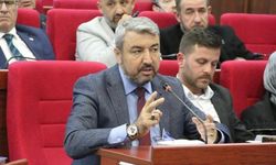 Hayrettin Ünlü’den Muhalefete Sert Eleştiri: “Tiyatro 10, İcraat 0”