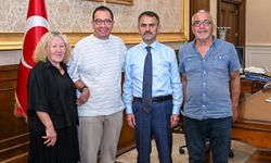 Vali İlhami Aktaş, Kendisiyle Tanışmak İsteyen İlker Tüzer ve Ailesini Ağırladı
