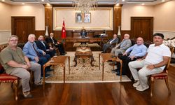 Kocaeli Eğitim Gönüllüleri Derneği’nden Vali Aktaş’a Ziyaret
