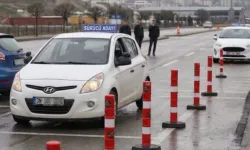 Ehliyet sınavında ezber dönemi bitti: Sınav süresi uzatıldı, akan trafik şartı geldi