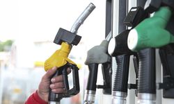 1 Ekim'den itibaren benzine 12 liranın üzerinde tarihi zam bekleniyor