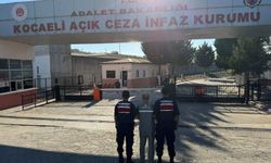 İzmit’te JASAT’tan Kaçamadı: 15 Yıl Cezası Bulunan Dolandırıcı Yakalandı