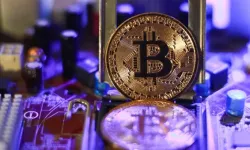 Bitcoin adım adım zirveye yaklaşıyor! FED kararı sonrası büyük artış