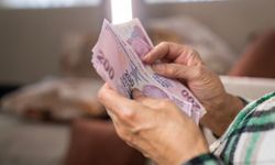 Başvuru tarihine takılan emeklinin maaş farkı gündemde! Milyonların beklediği yanıt SGK'dan geldi