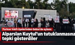 Furkan Vakfı üyelerinden Gebze'de eylem: Alparslan Kuytul'un tutuklanmasına tepki gösterdiler