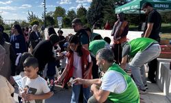 İHH Dilovası’ndan çocuklara Uçurtma Şenliği
