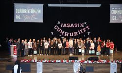 Cumhuriyet'in 103. Yılı Çayırova'da Coşkuyla Kutlandı