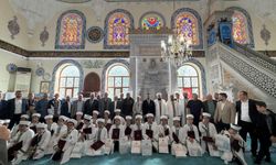 Başiskele'de 26 Genç Hafız İcazet Belgelerini Aldı