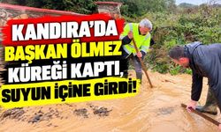 Kandıra'da Başkan Ölmez Küreği Kaptı, Suyun İçine Girdi!
