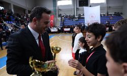 Başkan Özlü Başiskele'nin Başarılı Gençleriyle Buluştu