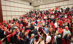Derince'de Cumhuriyet coşkusu sanatla buluştu! Halk oyunları ve koro konseri büyük ilgi gördü