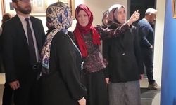 Hatice Kübra Tongar Gebze Kültür Merkezi'ni Gezdi