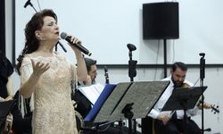 Kartepe'de Cumhuriyetin 103. Yılı Coşkulu Konserle Kutlandı